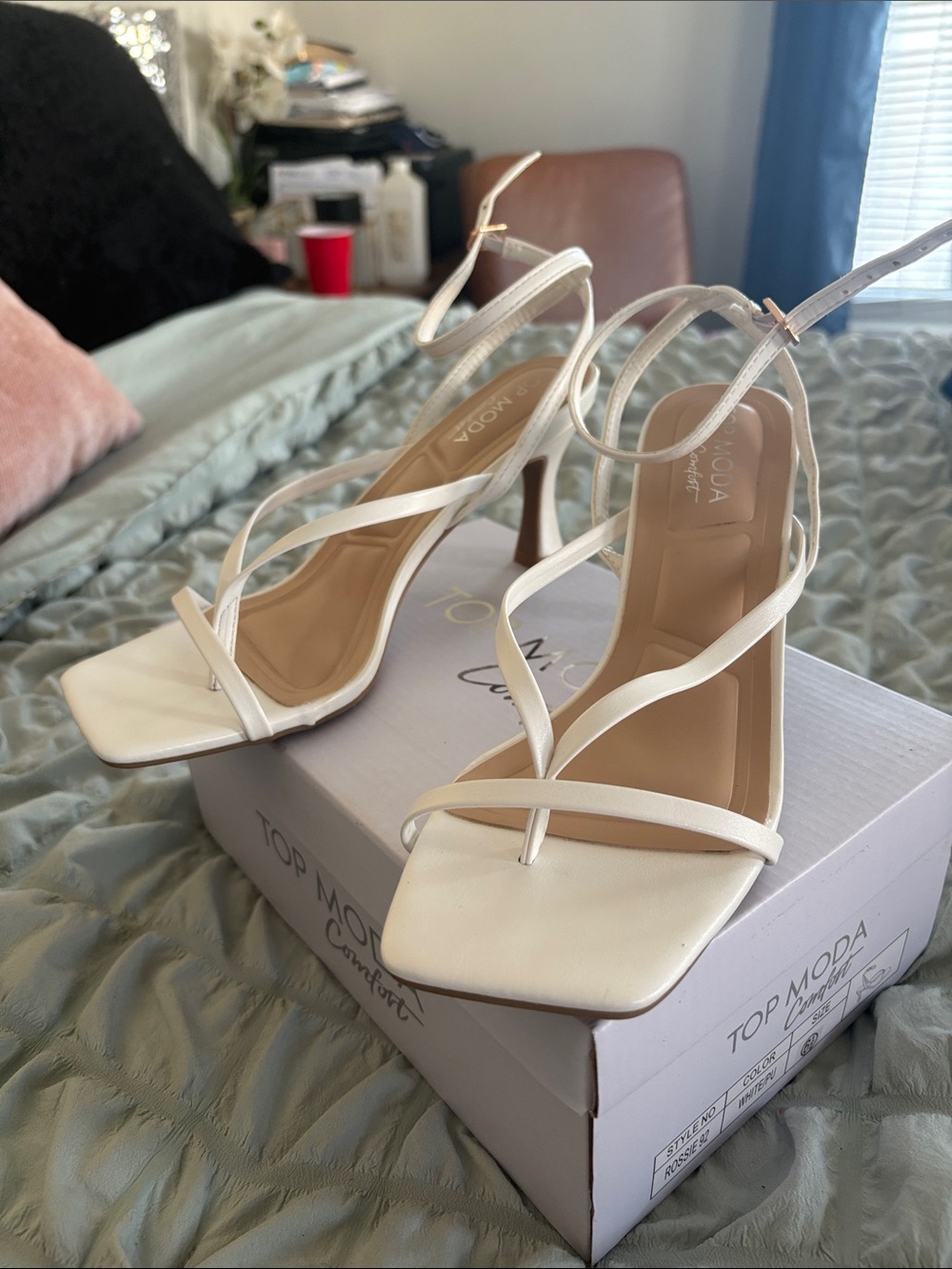 TOP Moda Cream Strappy Square-Toe Heeled Sandals - Picture 2 of 4